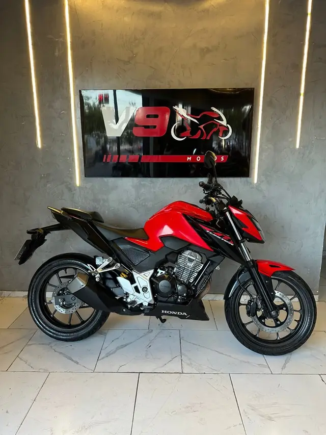 Moto Honda CB 300F Twister 2023 (ABS)