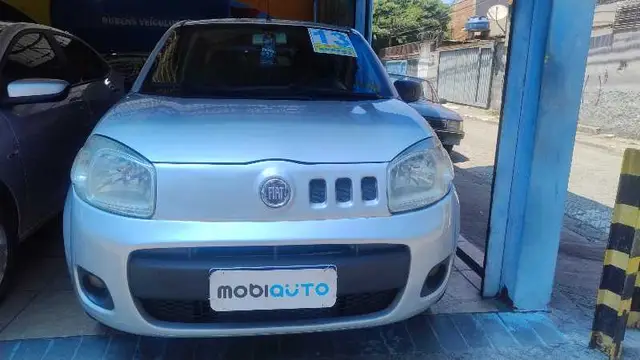 Carro Fiat Uno 2013 Vivace Italia 1.0 8V (Flex) 4p