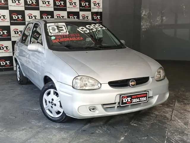 Carro Chevrolet Classic 2003 Corsa Sedan  1.6