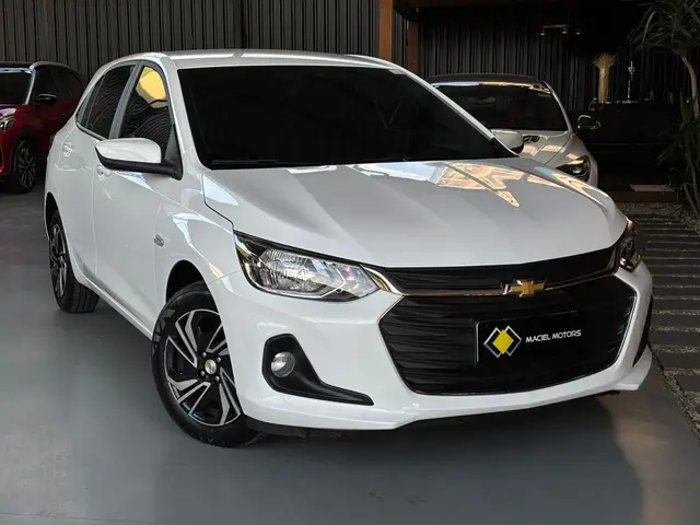 Carro Chevrolet Onix 2025 LT 1.0
