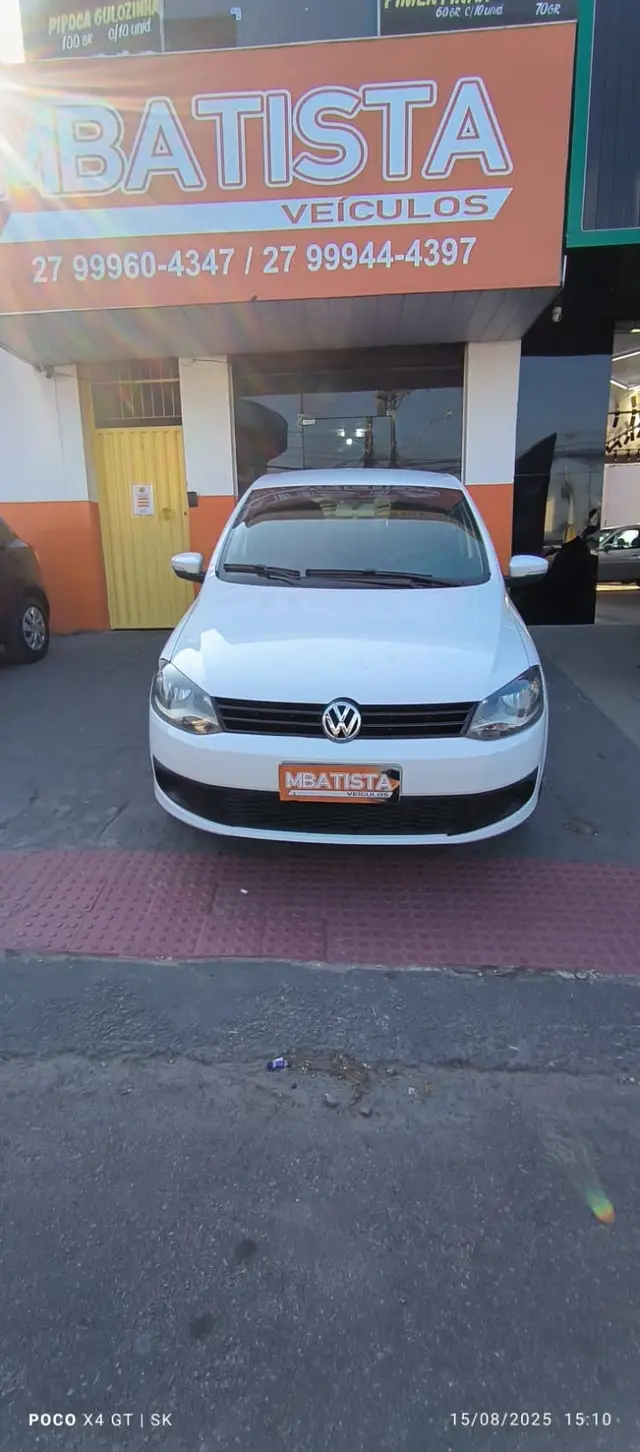 Carro Volkswagen Fox 2013 1.0 TEC (Flex) 4p
