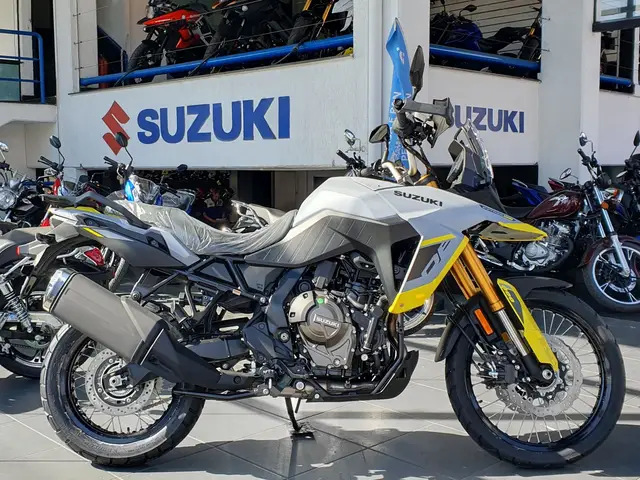 Moto Suzuki V-Strom 2025 800DE