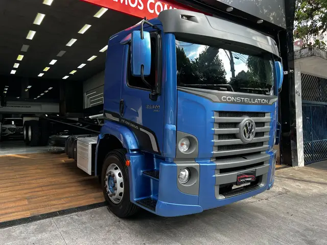 Caminhão Volkswagen 26.320 2023 Constellation 6x2 (E6)