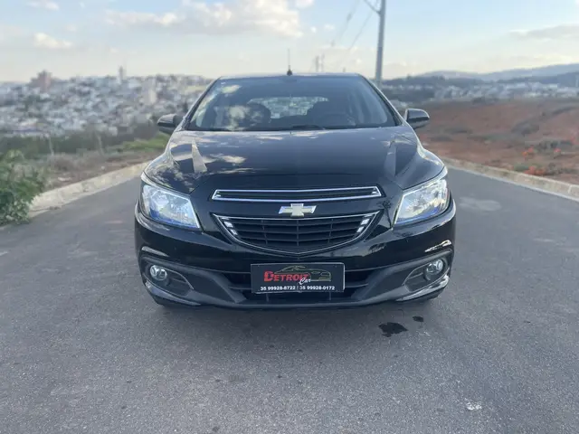 Carro Chevrolet Onix 2015 1.4 LTZ SPE/4