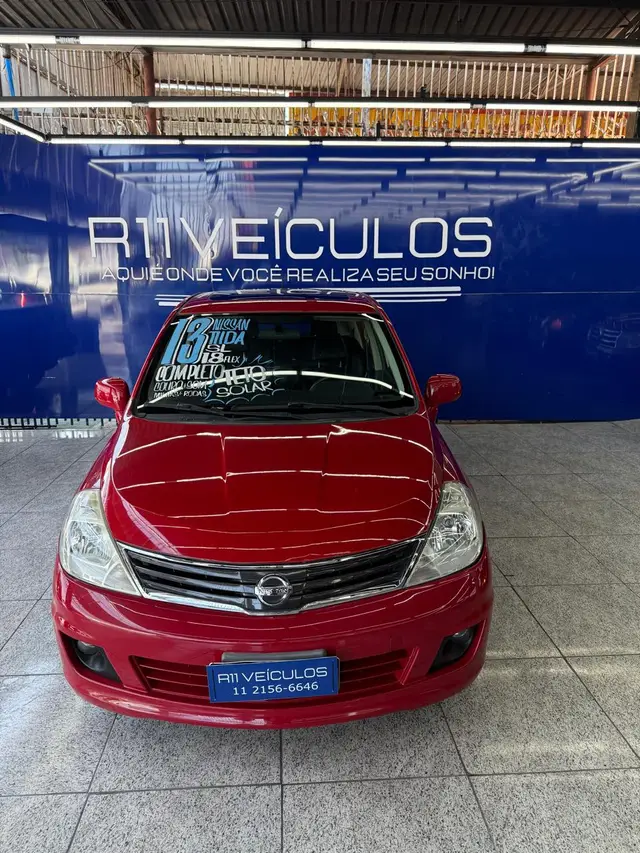 Carro Nissan Tiida 2013 SL 1.8 (flex)