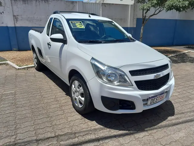 Carro Chevrolet Montana 2016 LS 1.4 (Flex)