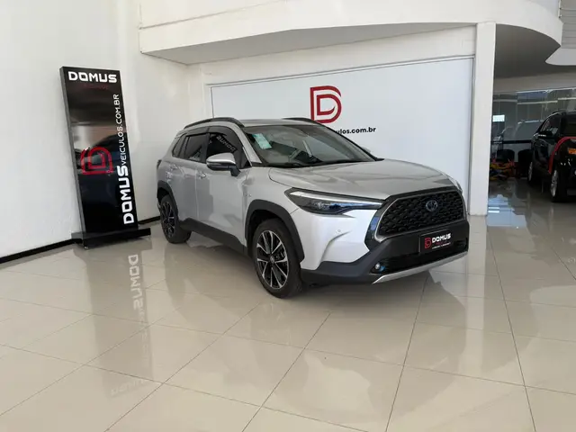 Carro Toyota Corolla Cross 2023 XRX Hybrid 1.8 (flex) (Aut)