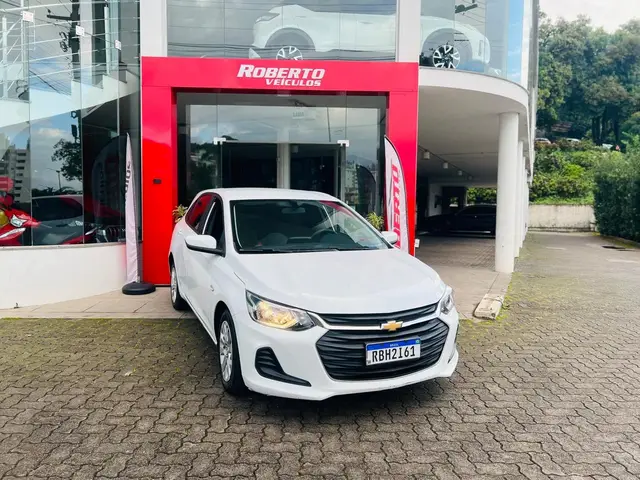 Carro Chevrolet Onix 2023 LT 1.0