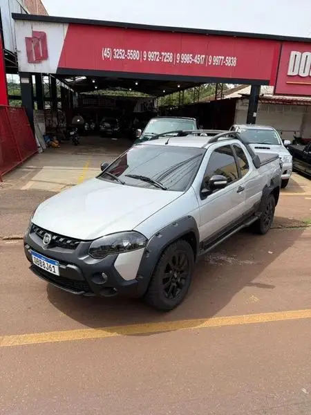 Carro Fiat Strada 2015 Adventure 1.8 16V (Flex) (Cabine Estendida)