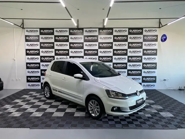 Carro Volkswagen Fox 2018 1.6 MSI Connect (Flex)