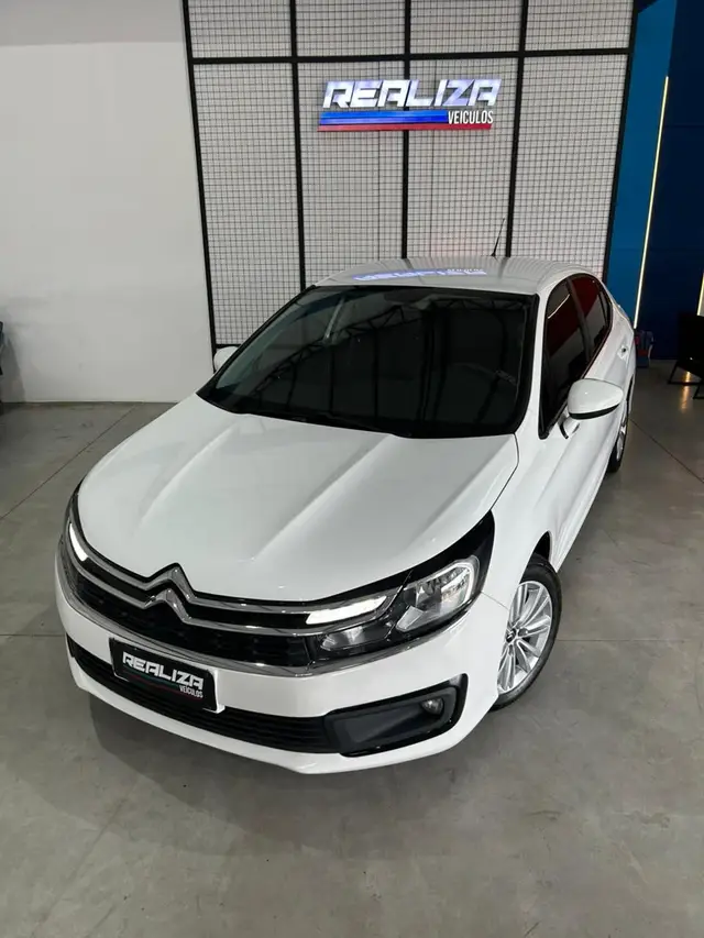 Carro Citroën C4 Lounge 2019 Live Bus. 1.6 Flex Aut.