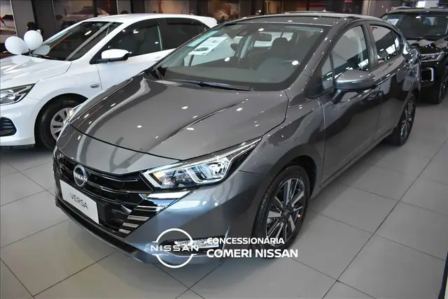 Carro Nissan Versa 2026 Advance