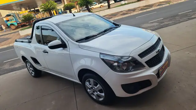 Carro Chevrolet Montana 2014 LS 1.4 (Flex)