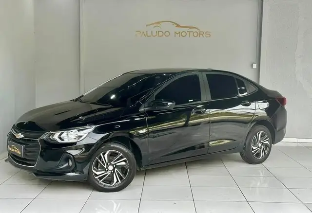 Carro Chevrolet Onix Plus 2024 LT 1.0