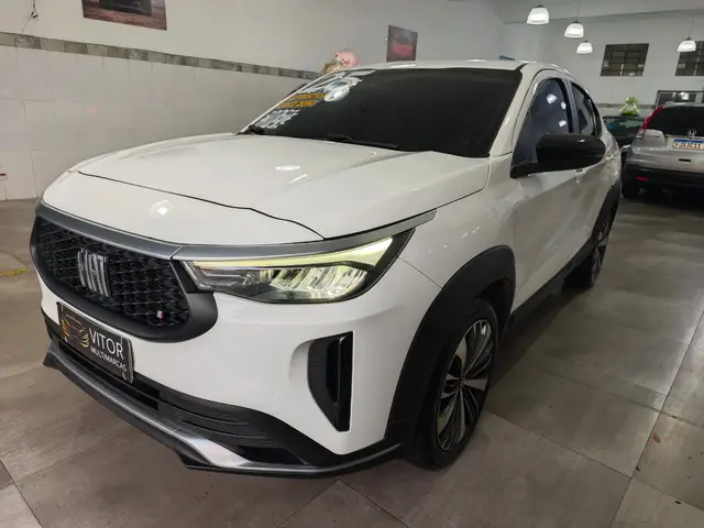 Carro Fiat Fastback 2025 Audace