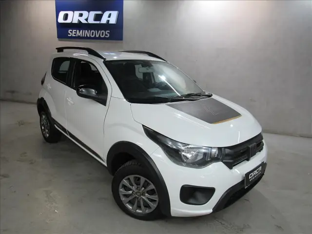 Carro Fiat Mobi 2024 Trekking 1.0