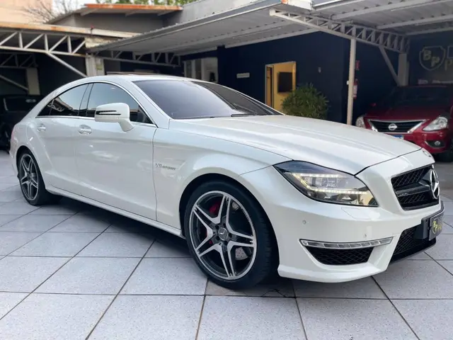 Carro Mercedes-Benz CLS AMG 2013 CLS 63 AMG 5.5 V8 Shooting Brake 4Matic