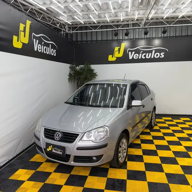 Carro Volkswagen Polo Sedan 2008 1.6 8V (Flex)
