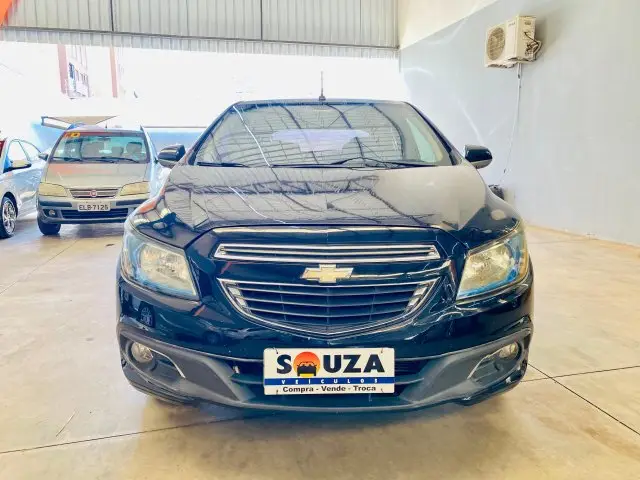 Carro Chevrolet Onix 2013 1.4 LTZ SPE/4