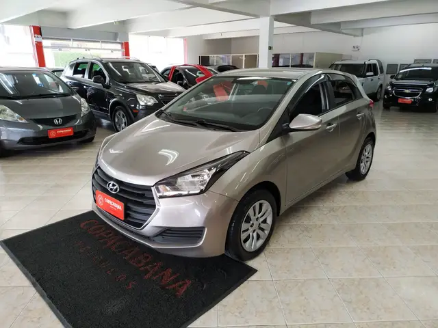 Carro Hyundai HB20 2017 1.6 Comfort Plus (Flex)