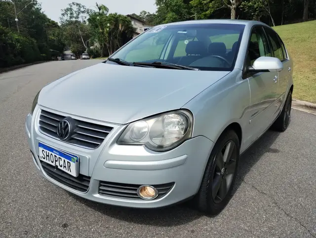 Carro Volkswagen Polo Sedan 2010 Comfortline 1.6 8V (Flex)