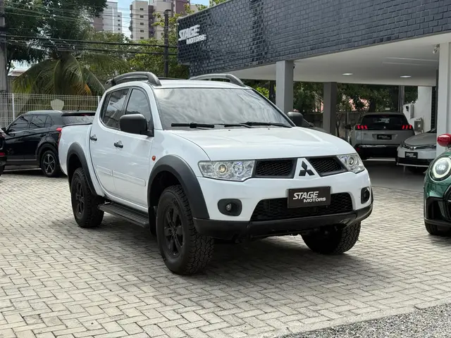 Carro Mitsubishi L200 Triton Sport 2013 3.2 DI-D 4x4 (Aut)