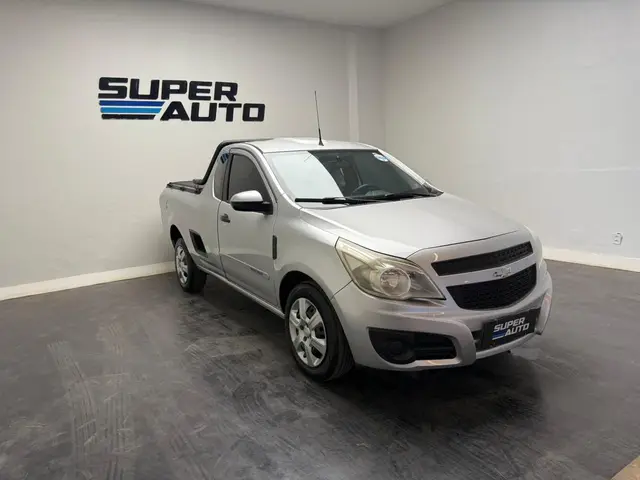 Carro Chevrolet Montana 2017 LS 1.4 (Flex)