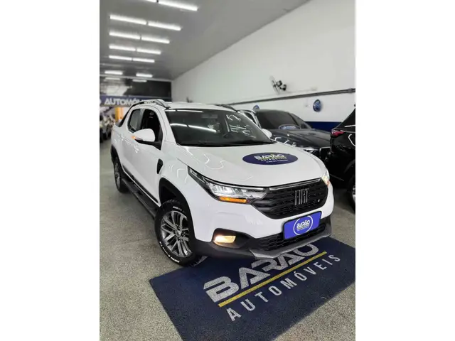 Carro Fiat Strada 2023 Volcano 1.3 CD AT (Flex)