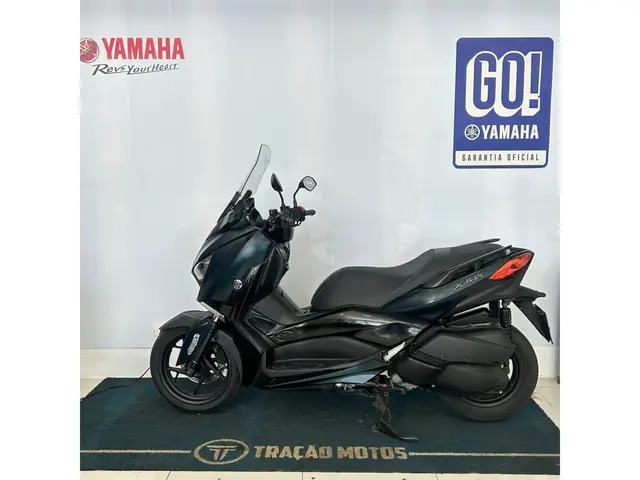 Moto Yamaha XMax 2023 ABS