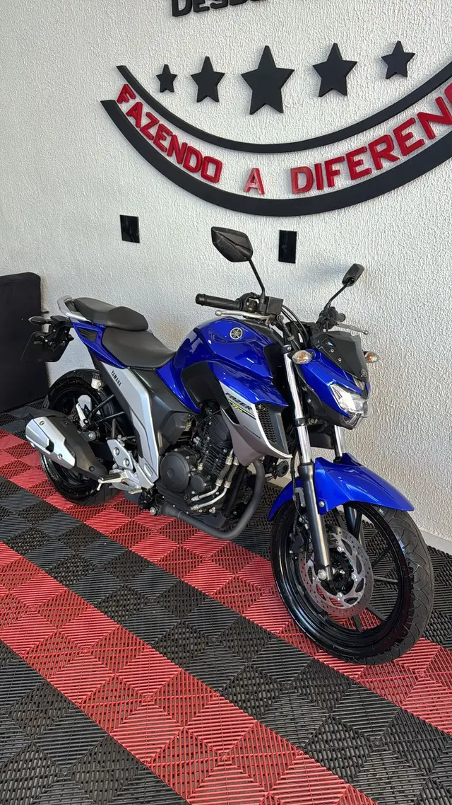 Moto Yamaha YS 250 Fazer 2021 ABS