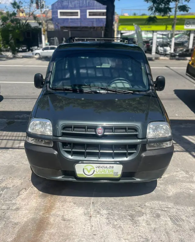 Carro Fiat Doblò 2009 ELX 1.8 8V (Flex)