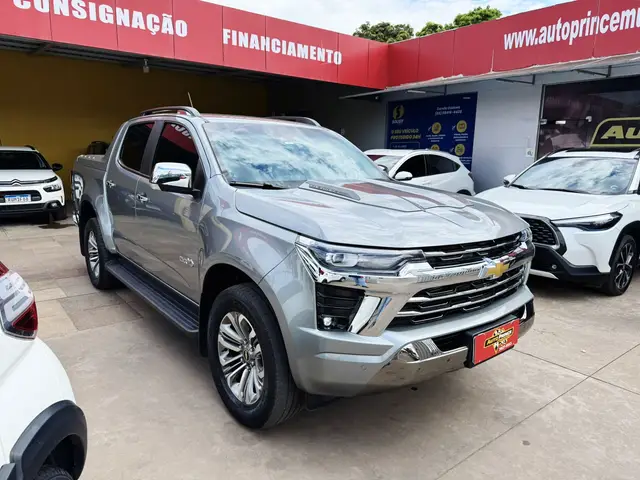 Carro Chevrolet S10 Cabine Dupla 2025 High Country 2.8 Turbodiesel AT