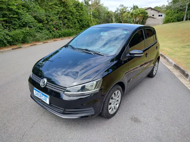 Carro Volkswagen Fox 2017 1.0 MPI Trendline (Flex)