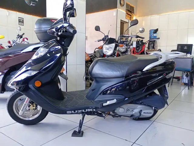 Moto Suzuki Burgman 2013 125i
