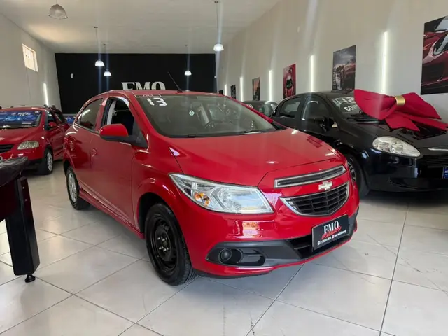 Carro Chevrolet Onix 2013 1.0 LT SPE/4