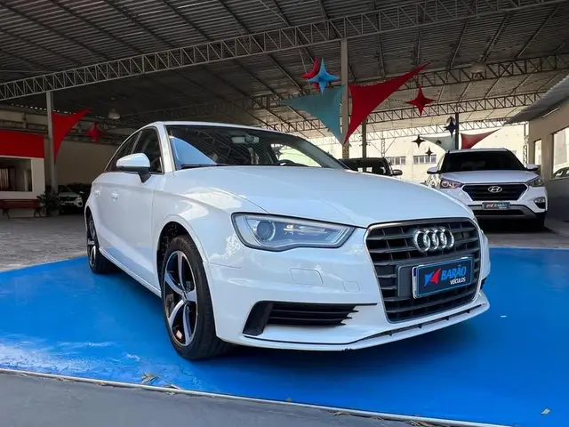Carro Audi A3 2016 1.4 TFSI Attraction S Tronic