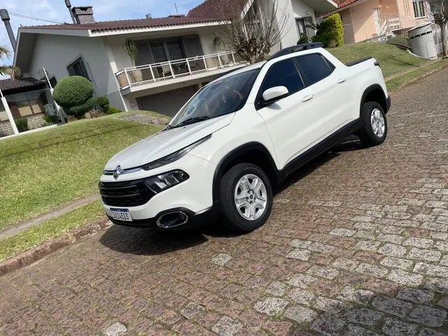 Carro Fiat Toro 2017 Freedom 1.8 AT6 4x2 (Flex)