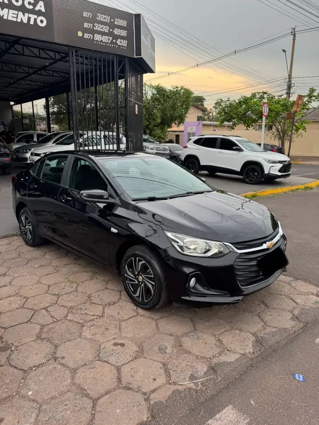 Carro Chevrolet Onix Plus 2024 LT 1.0