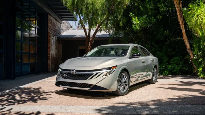 Novo Nissan Sentra pode vir ao Brasil e com velho conhecido do nosso mercado