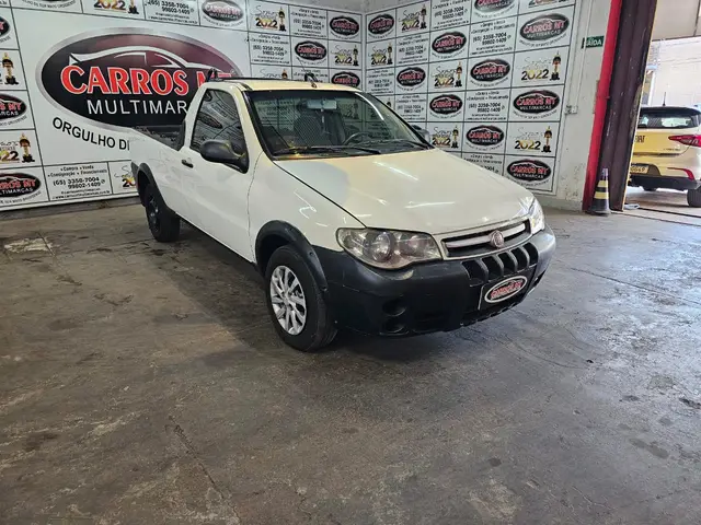 Carro Fiat Strada 2013 Working 1.4 (Flex)