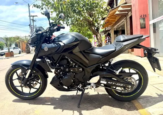 Moto Yamaha MT-03 2021 ABS
