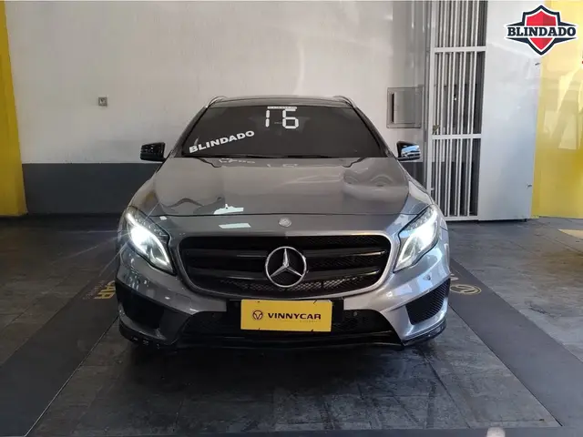 Carro Mercedes-Benz GLA 250  2016 GLA 250 Sport