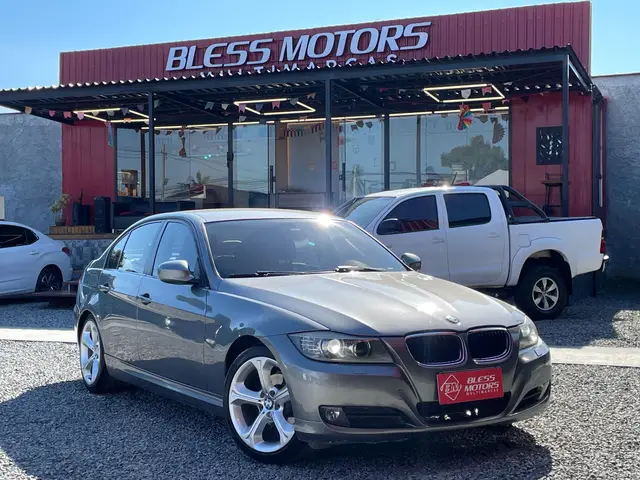 Carro BMW 320i 2011 320i Top 2.0 16V