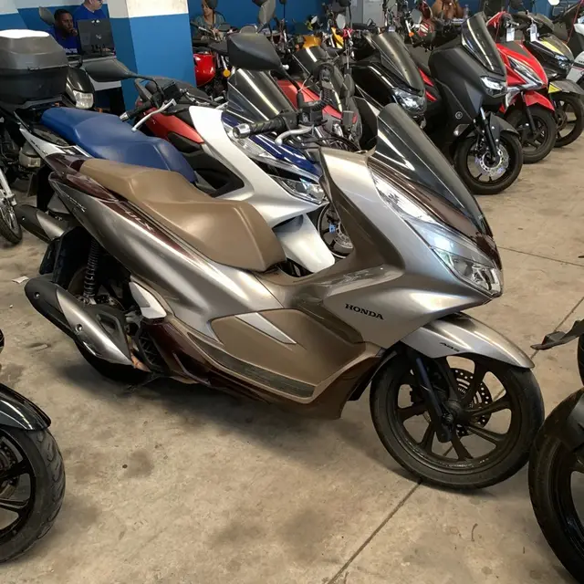 Moto Honda PCX 150 2022 DLX