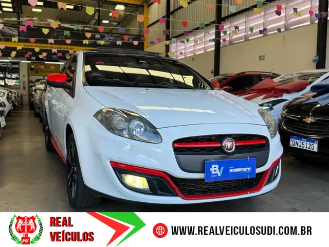Carro Fiat Bravo 2016 T-Jet 1.4 16V