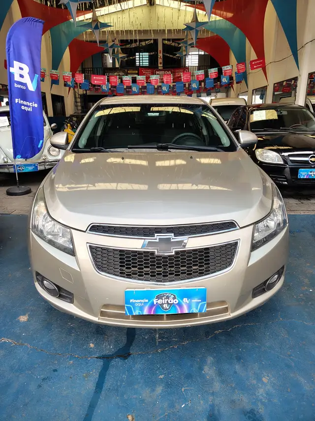 Carro Chevrolet Cruze 2012 LT 1.8 16V Ecotec (Flex)