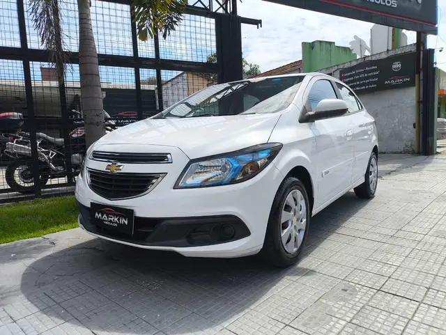 Carro Chevrolet Onix 2016 1.4 LT SPE/4