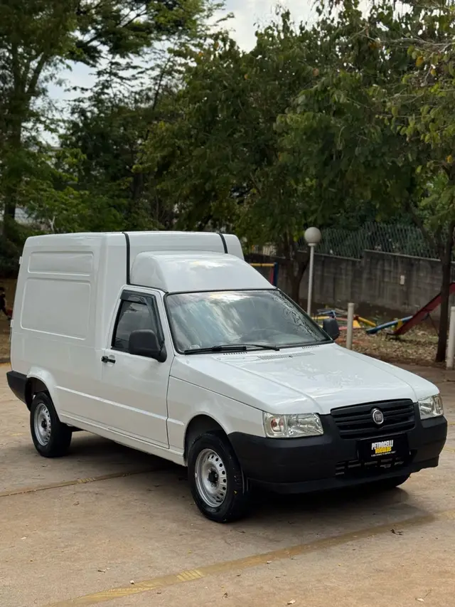 Carro Fiat Fiorino 2012 Furgão 1.3 (Flex)