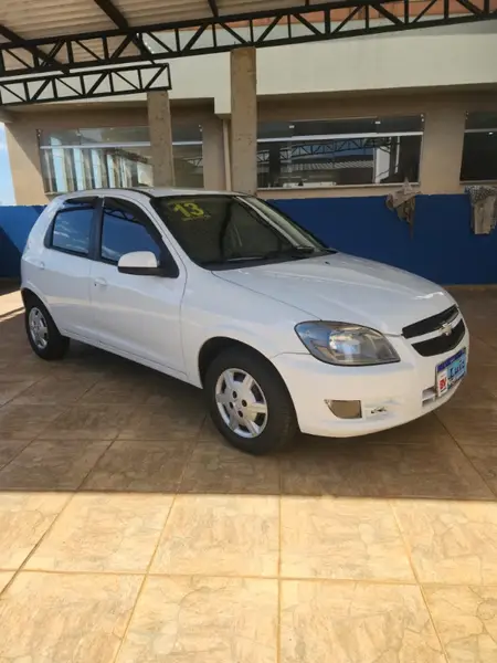 Carro Chevrolet Celta 2013 LT 1.0 (Flex)