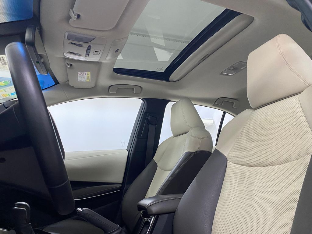 Corolla Altis Hybrid Premium 1.8 Flex8